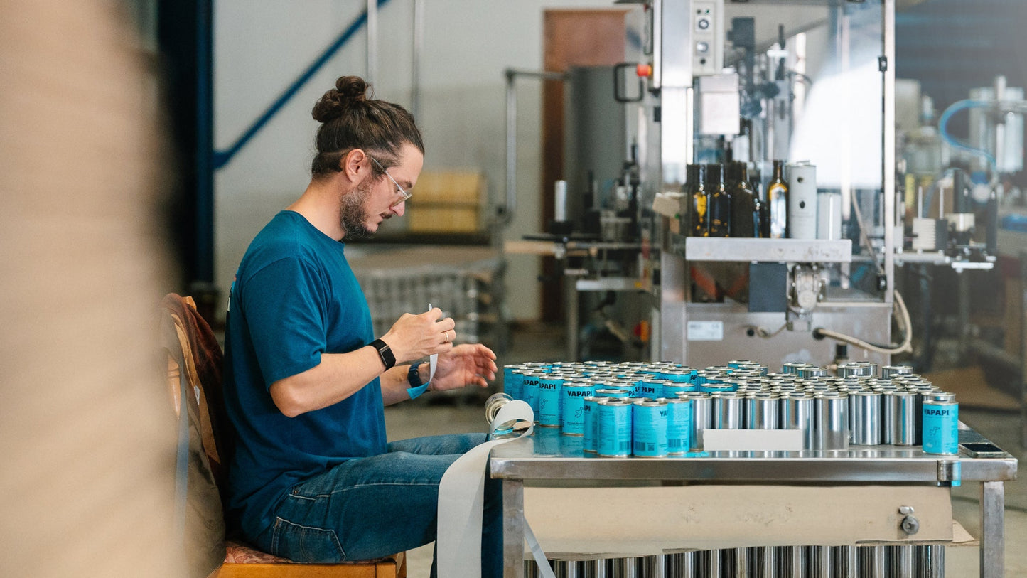 From Harvest to Shipping: How Olive Oil Reaches the Bottle - Yapapi